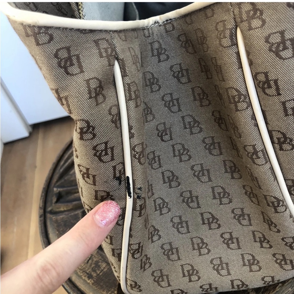 Vintage Dooney & Bourke monogram handbag | accessories included! - Picture 12 of 16